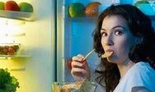 黄姓男艺人曝光与幕后故事：网络门事件引发娱乐圈新一轮热议